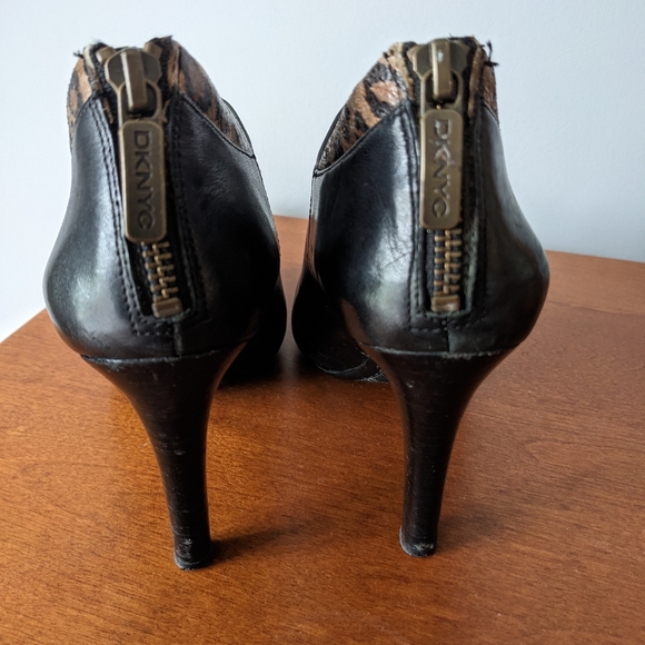 DKNY black booties with leopard detailing - Picture 3 of 4